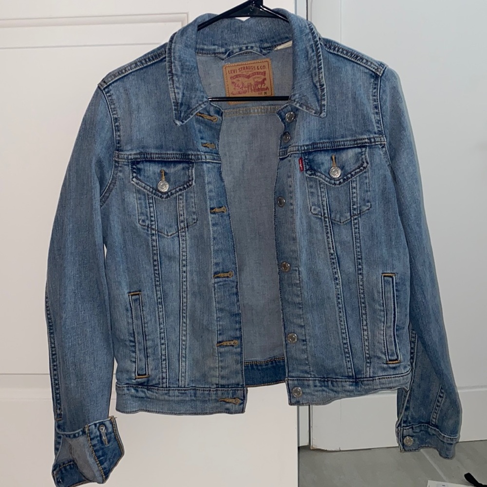 Levi’s trucker